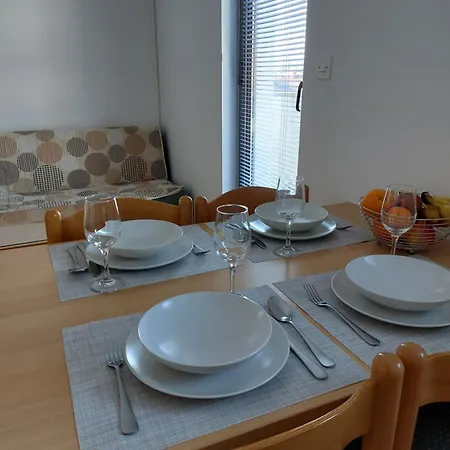 Romana Apartman *